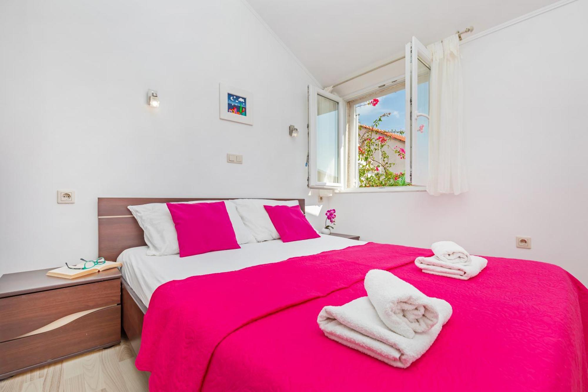 מליני Apartment Ive מראה חיצוני תמונה
