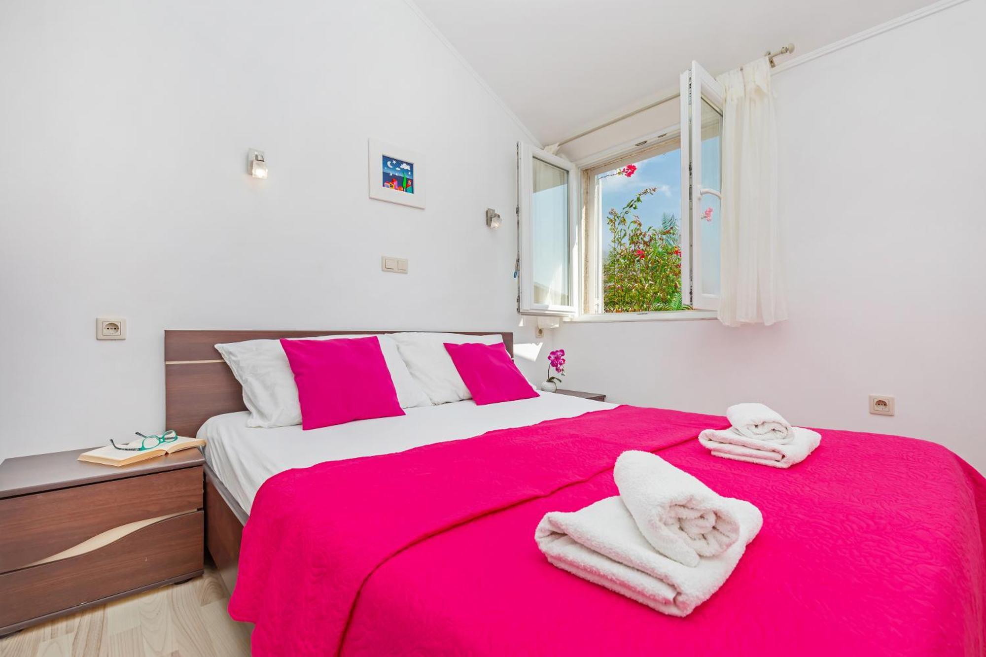 מליני Apartment Ive מראה חיצוני תמונה