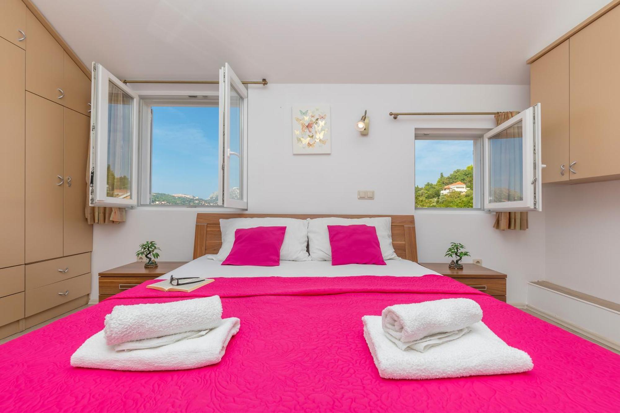 מליני Apartment Ive מראה חיצוני תמונה