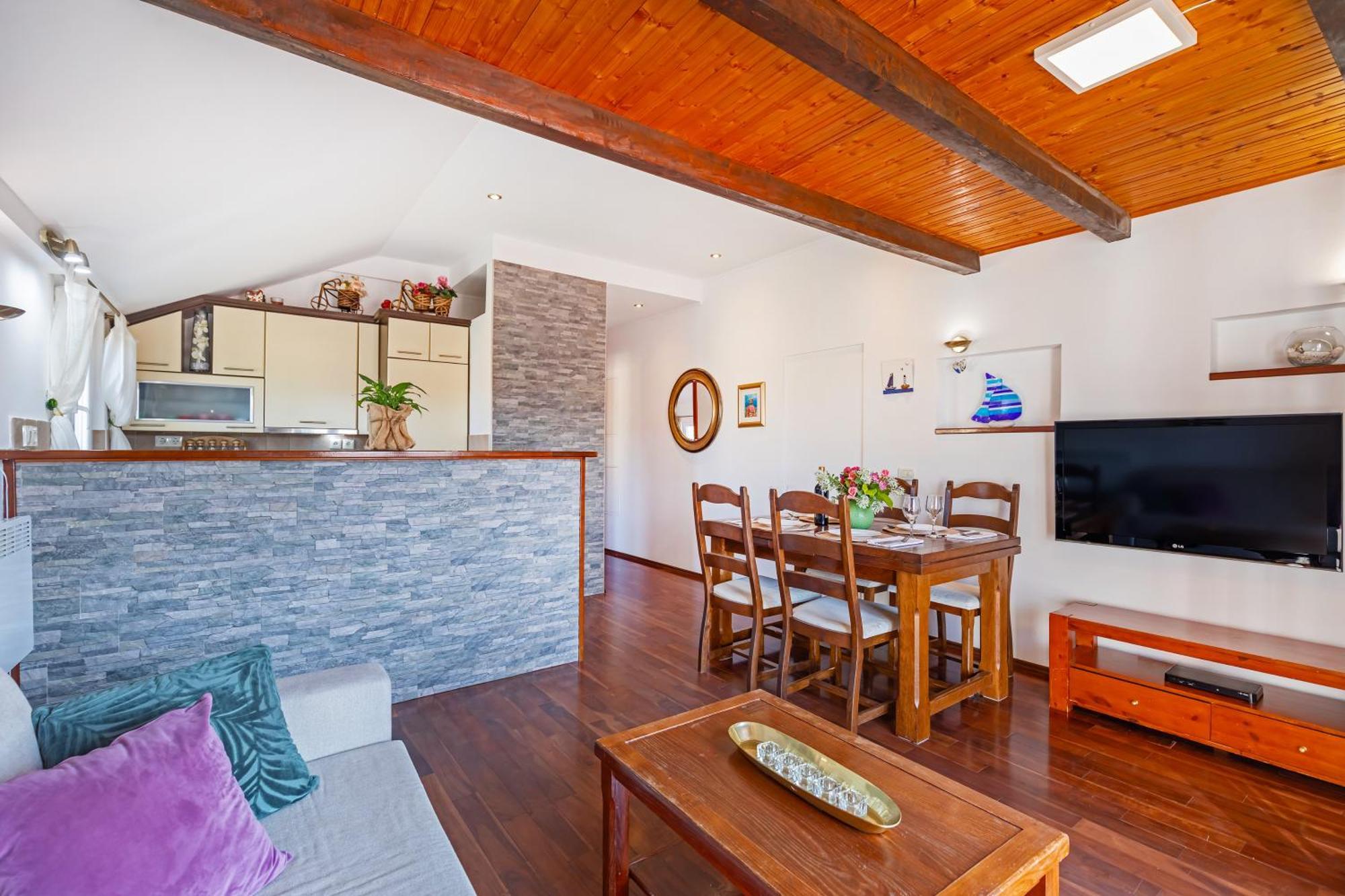 מליני Apartment Ive מראה חיצוני תמונה