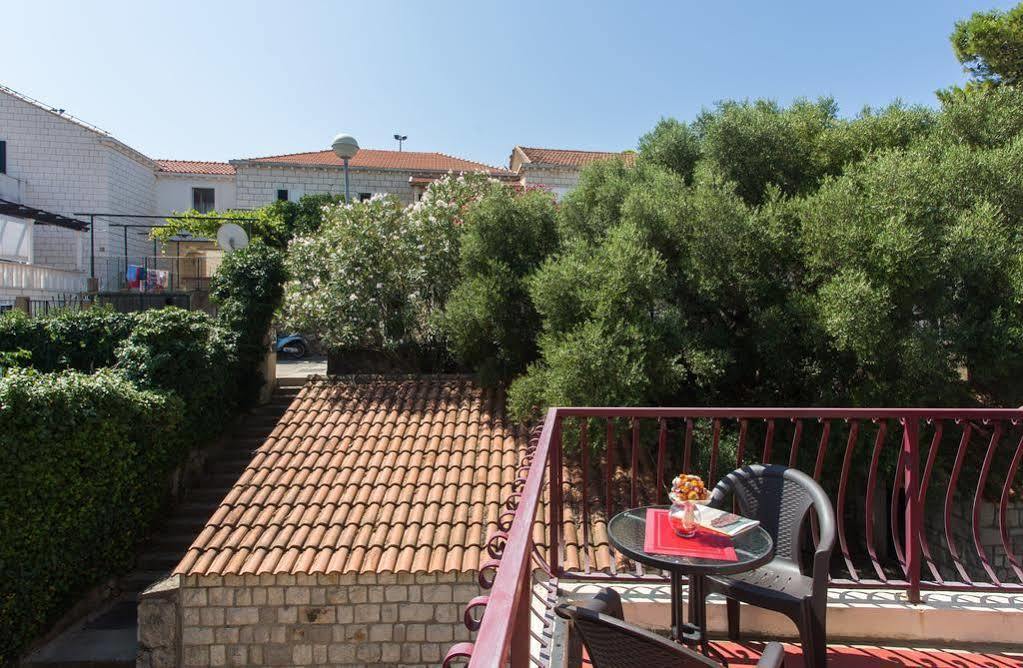 מליני Apartment Ive מראה חיצוני תמונה